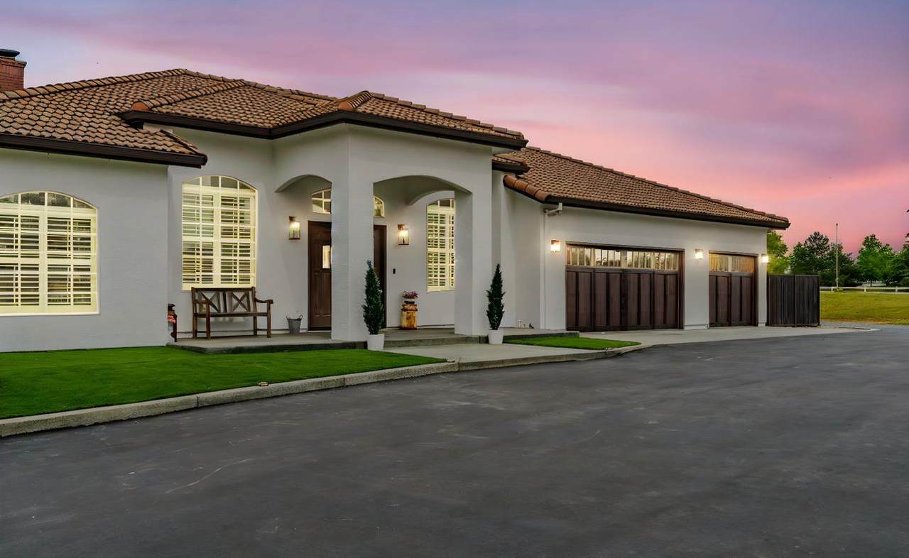 https://bt-photos.global.ssl.fastly.net/sacramento/1280_boomver_1_561202157-2.jpg
