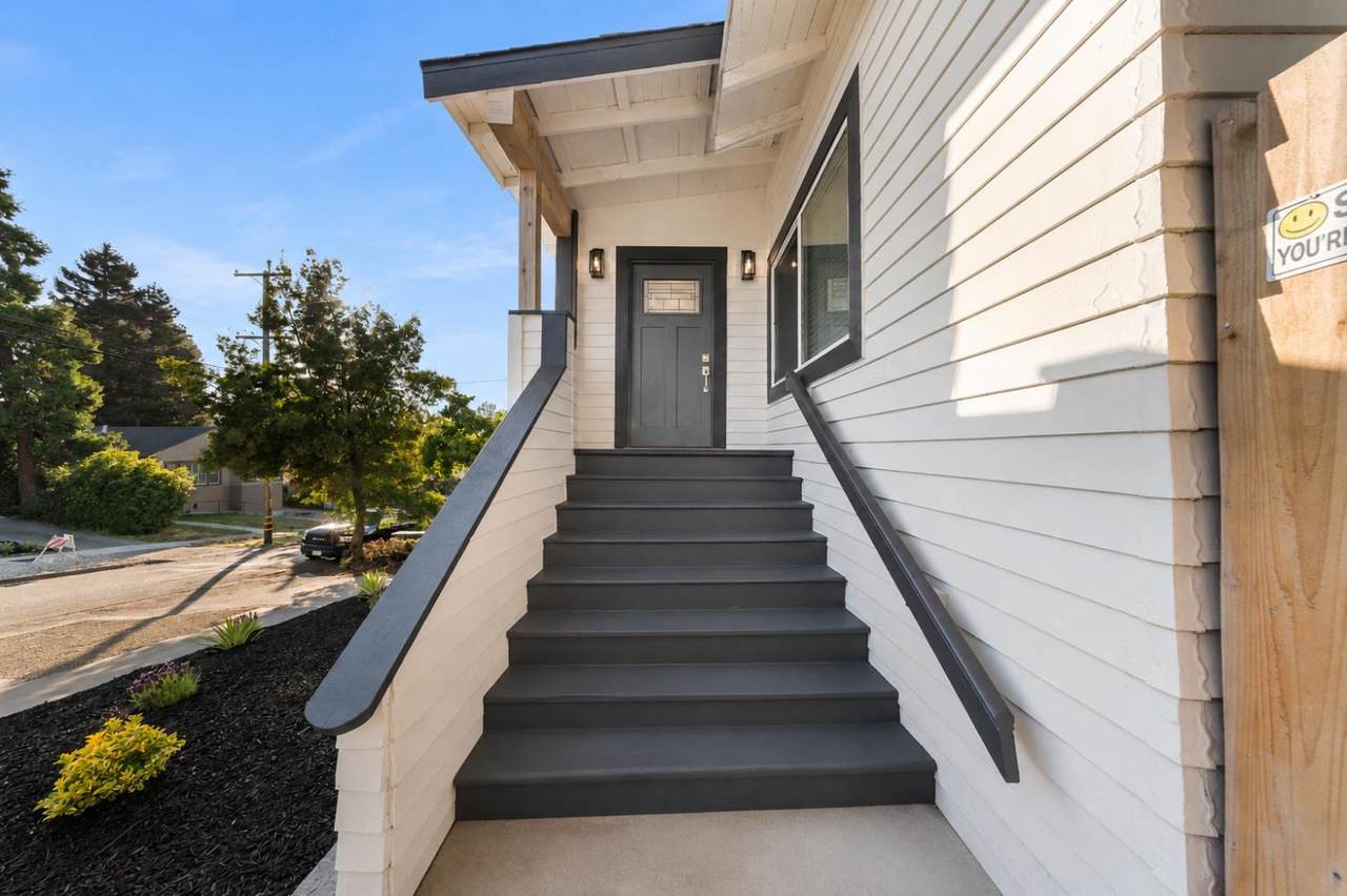https://bt-photos.global.ssl.fastly.net/sacramento/1280_boomver_1_561202172-2.jpg