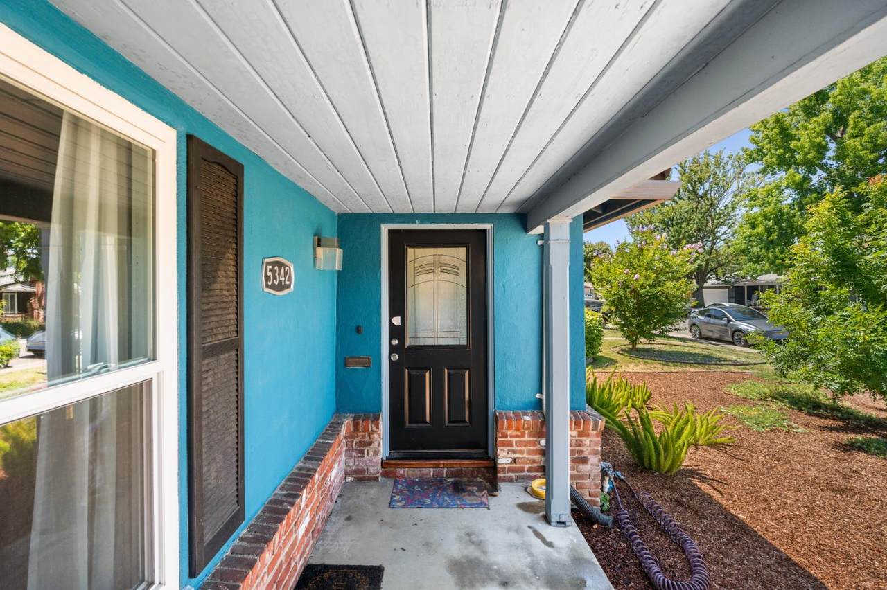 https://bt-photos.global.ssl.fastly.net/sacramento/1280_boomver_1_561202263-2.jpg