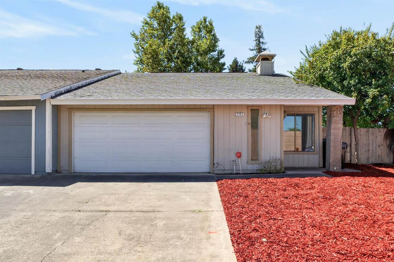 7711 Lakewood Park Drive - Photo 1