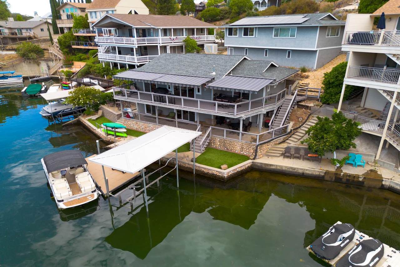 762 Poker Flat Road - Photo 1