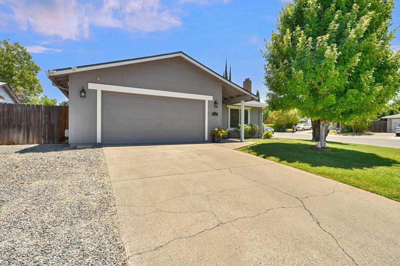 7700 Ziebell Court - Photo 1