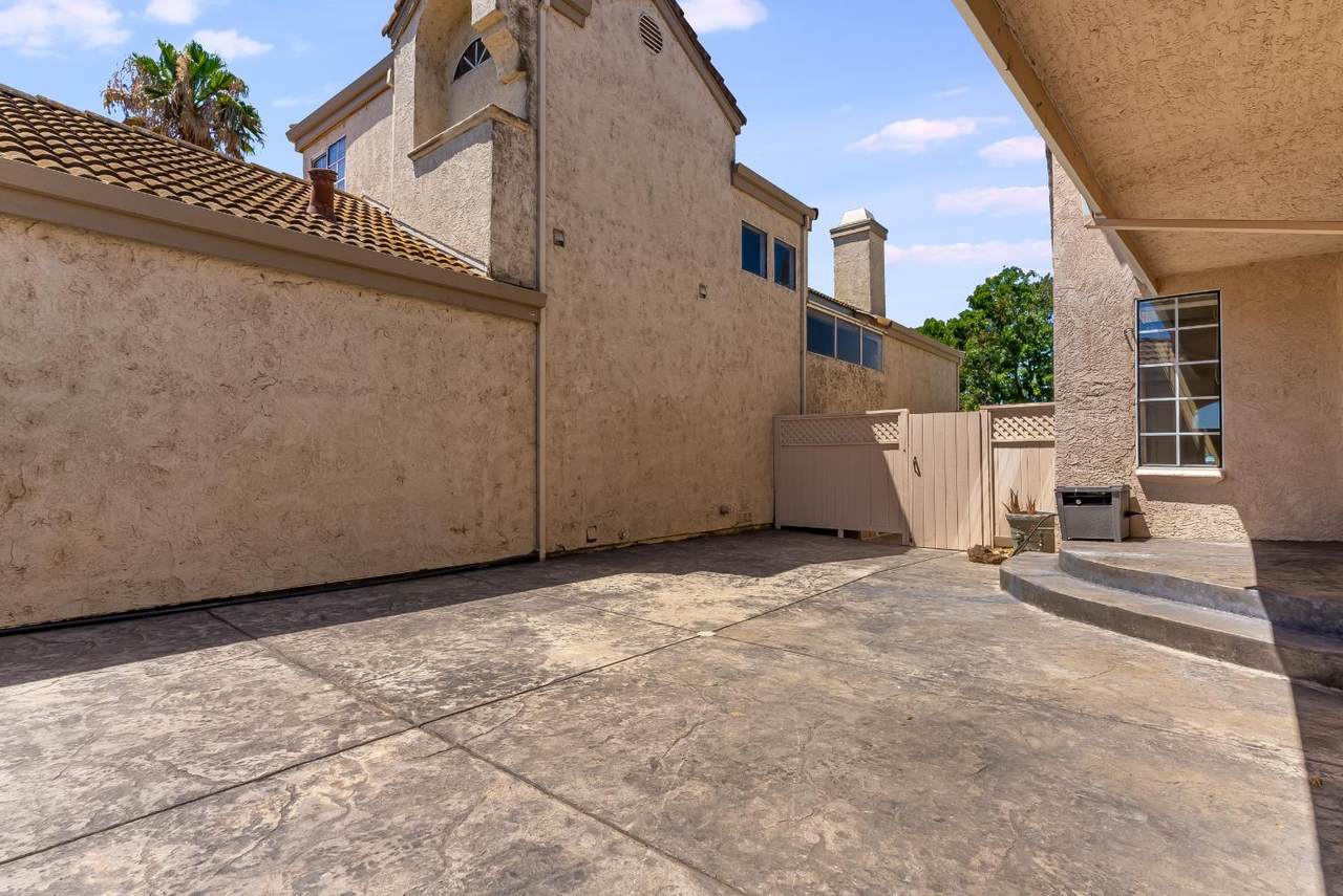 https://bt-photos.global.ssl.fastly.net/sacramento/1280_boomver_1_561202851-2.jpg