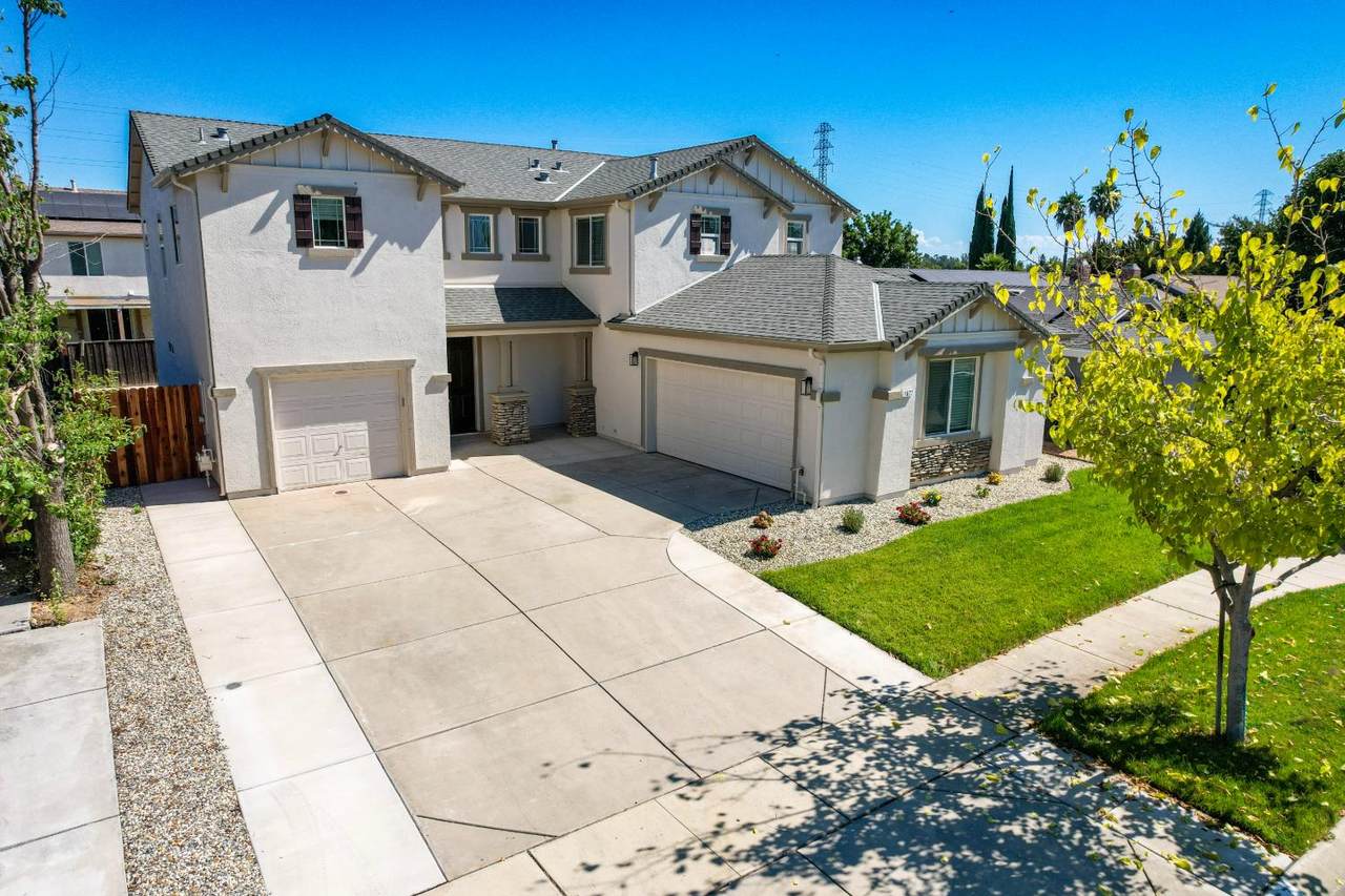 1677 Brookglen Drive - Photo 1