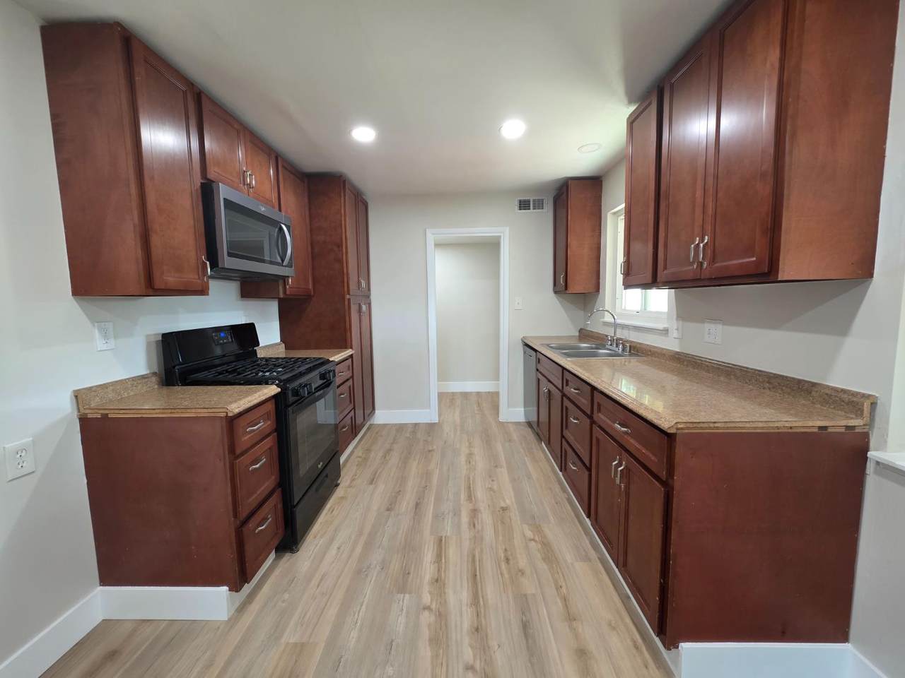 https://bt-photos.global.ssl.fastly.net/sacramento/1280_boomver_1_561202929-2.jpg