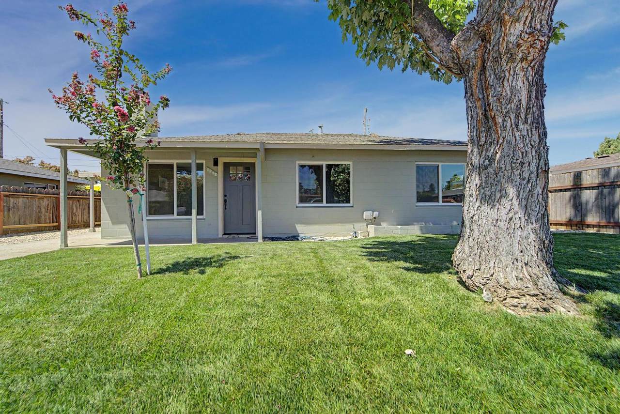 1242 Rosemary Lane - Photo 1