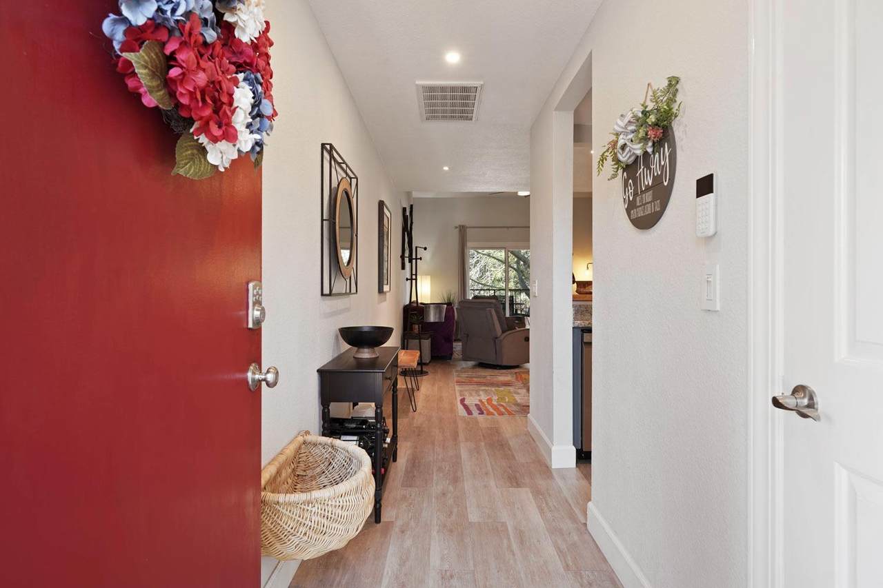 https://bt-photos.global.ssl.fastly.net/sacramento/1280_boomver_1_561203003-2.jpg