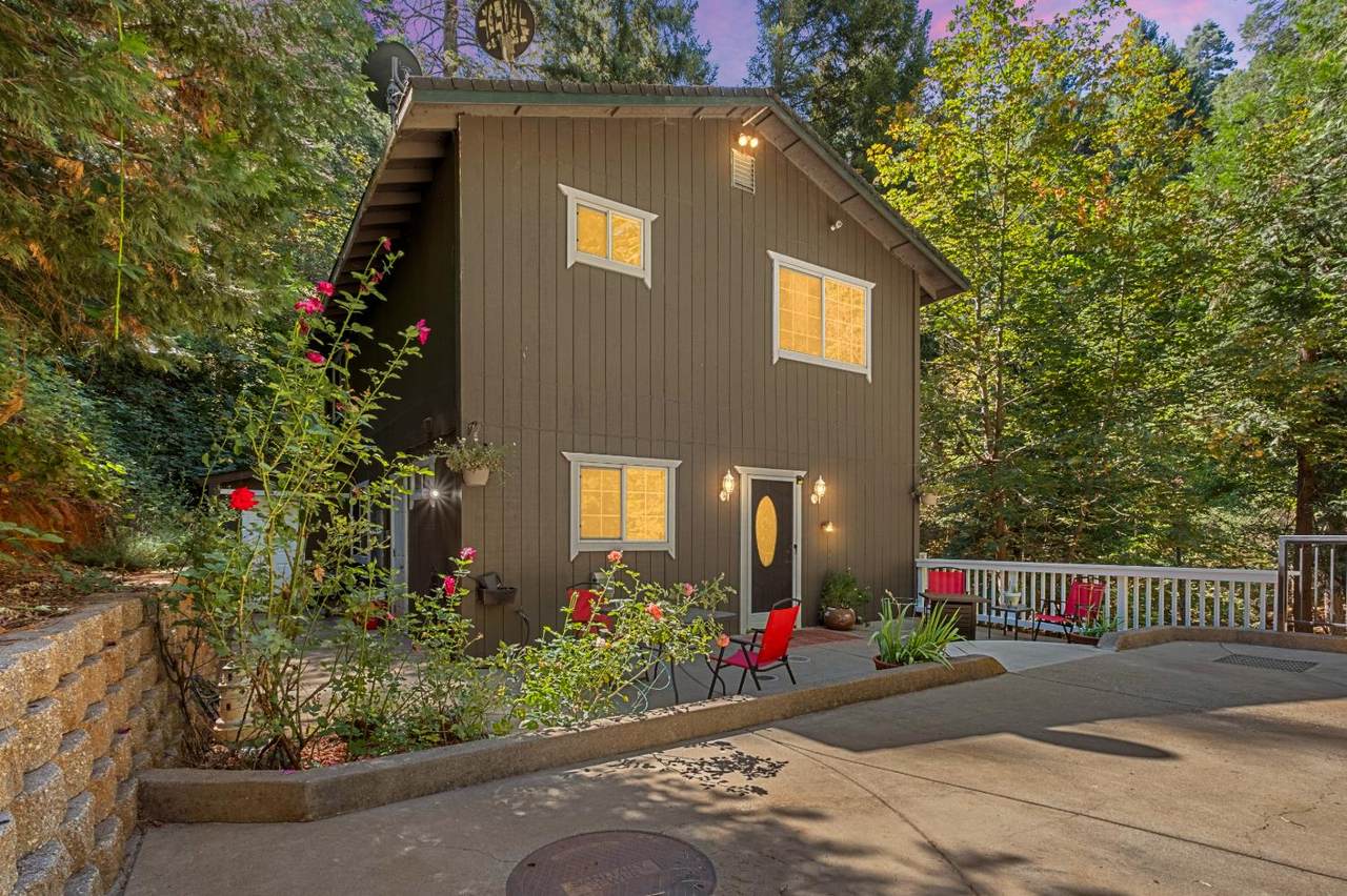 2296 Forebay Road - Photo 1