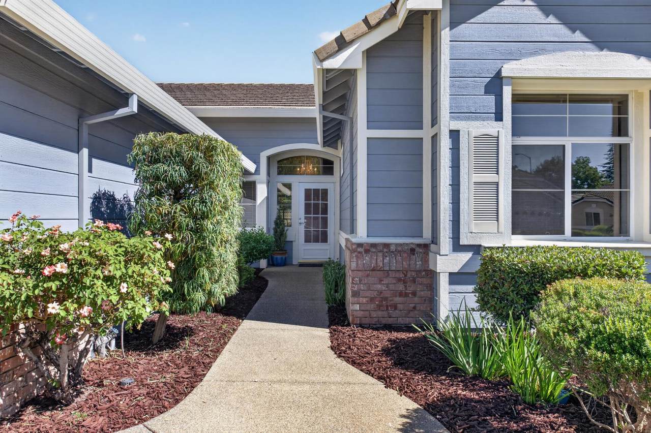 https://bt-photos.global.ssl.fastly.net/sacramento/1280_boomver_1_561203250-2.jpg