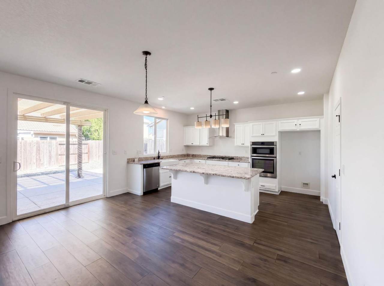 https://bt-photos.global.ssl.fastly.net/sacramento/1280_boomver_1_561203369-2.jpg