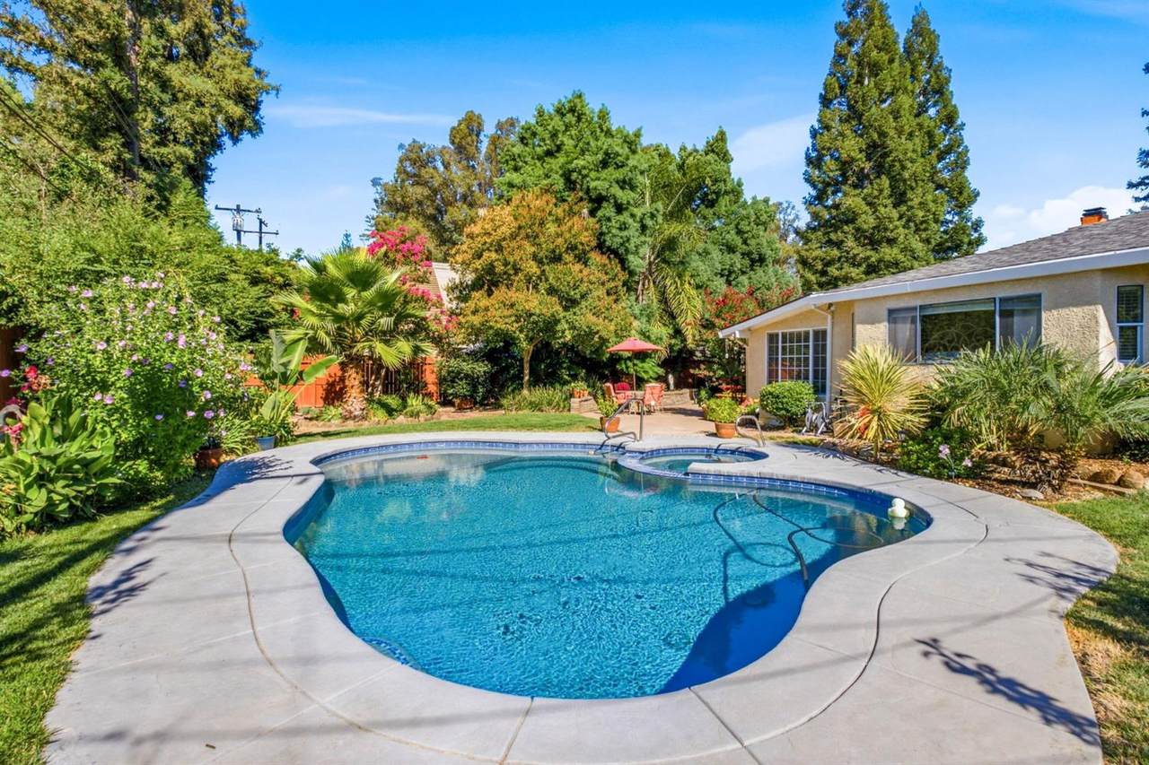 https://bt-photos.global.ssl.fastly.net/sacramento/1280_boomver_1_561203436-2.jpg