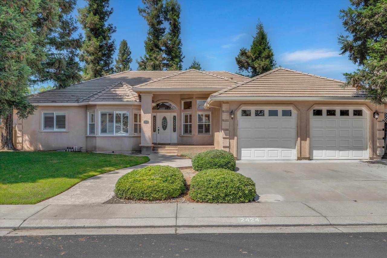 2424 Thaddeous Drive - Photo 1