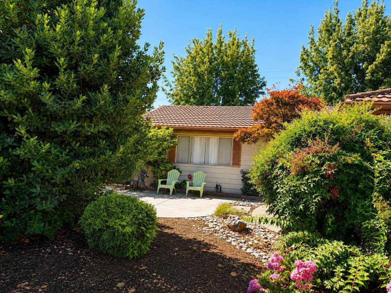 https://bt-photos.global.ssl.fastly.net/sacramento/1280_boomver_1_561203689-2.jpg