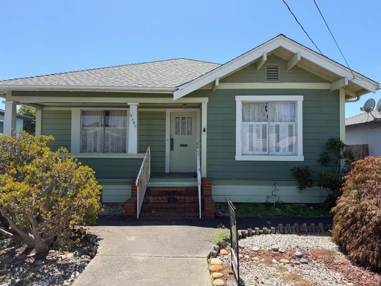 2850 Garvin Avenue - Photo 1