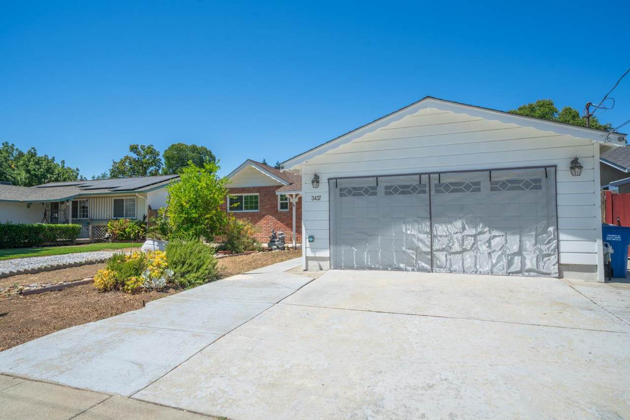 3437 Dormer Avenue - Photo 1
