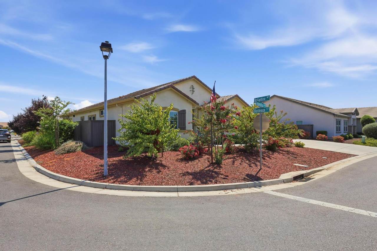 https://bt-photos.global.ssl.fastly.net/sacramento/1280_boomver_1_561203753-2.jpg