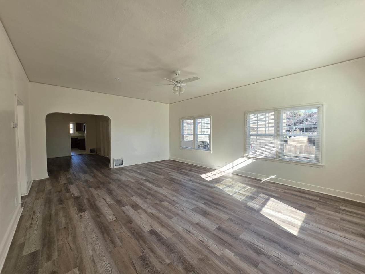 https://bt-photos.global.ssl.fastly.net/sacramento/1280_boomver_1_561203777-2.jpg