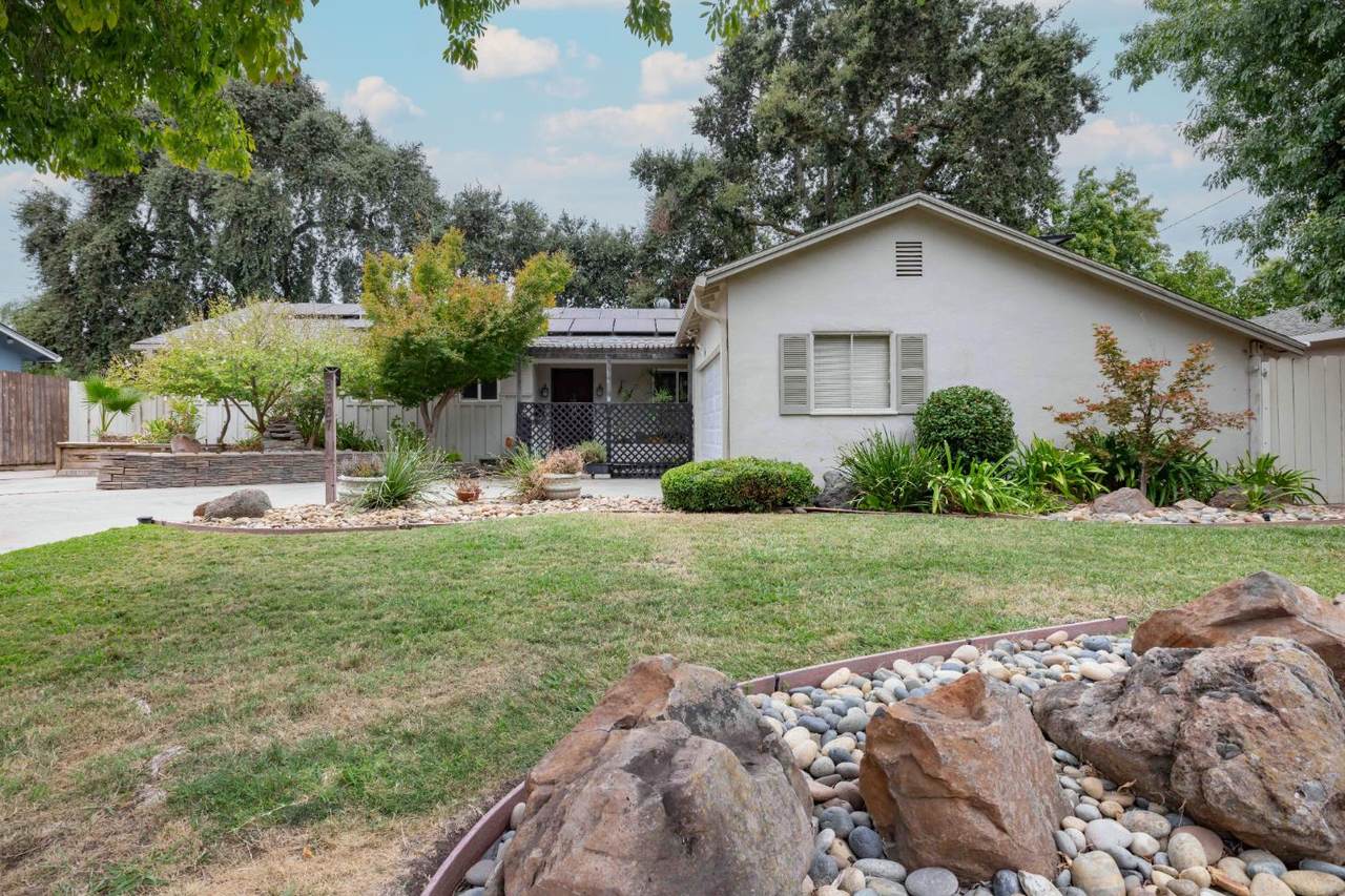 8307 Balboa Avenue - Photo 1