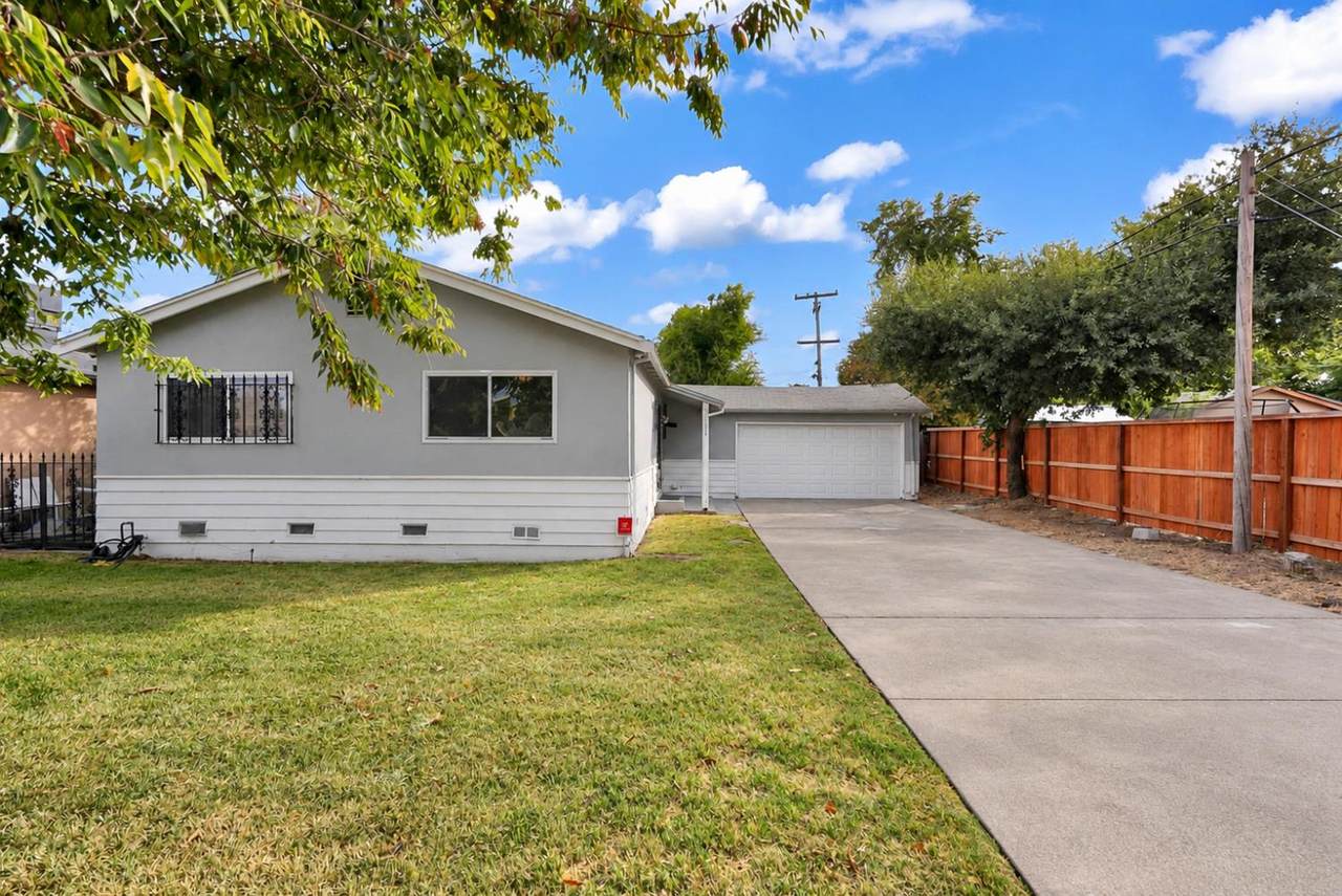 2124 Pock Lane - Photo 1