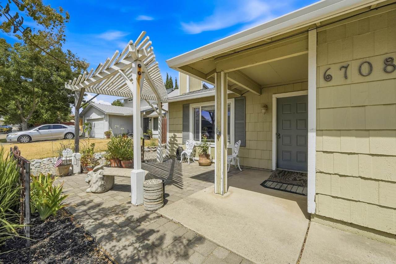 https://bt-photos.global.ssl.fastly.net/sacramento/1280_boomver_1_561214184-2.jpg