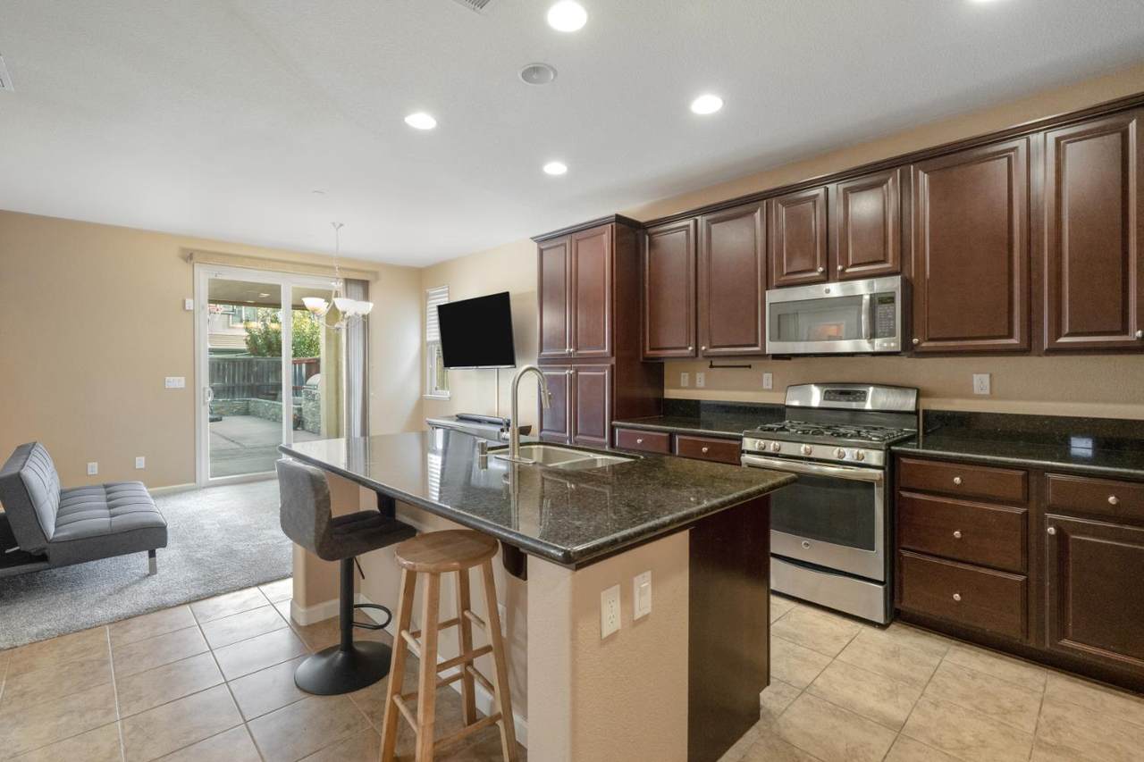 https://bt-photos.global.ssl.fastly.net/sacramento/1280_boomver_1_561214391-2.jpg
