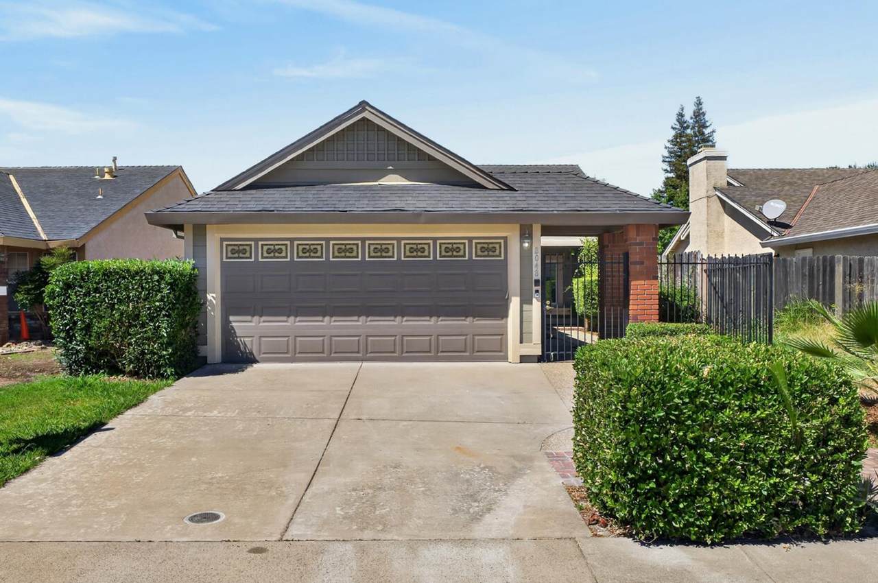 8048 Cardale Way - Photo 1