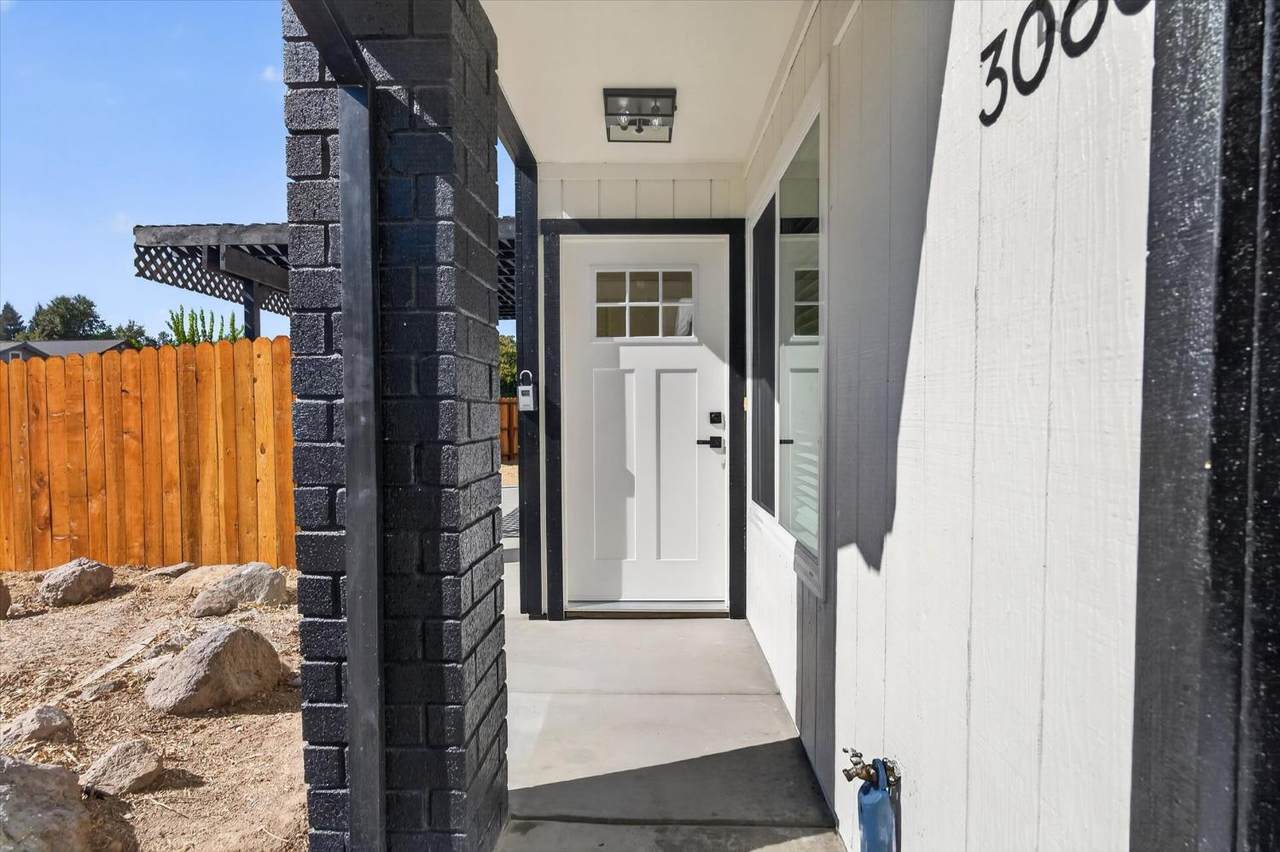 https://bt-photos.global.ssl.fastly.net/sacramento/1280_boomver_1_561214599-2.jpg