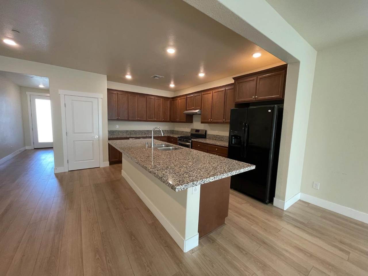 https://bt-photos.global.ssl.fastly.net/sacramento/1280_boomver_1_561214611-2.jpg