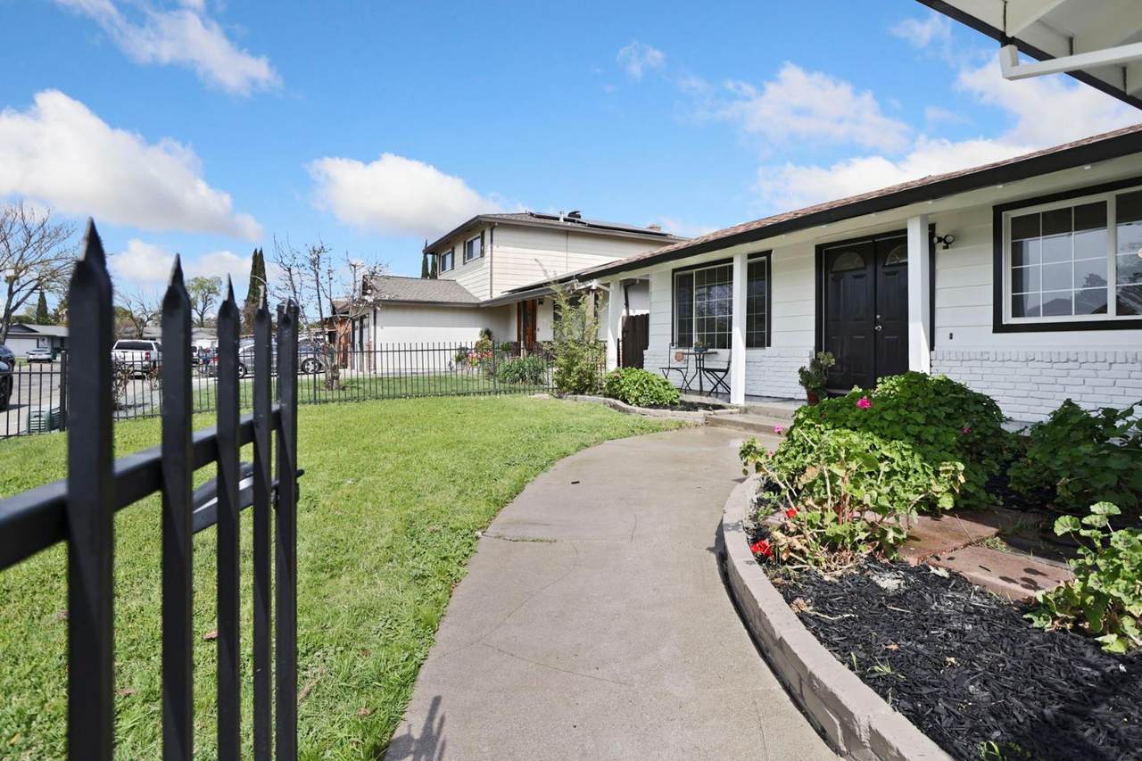 https://bt-photos.global.ssl.fastly.net/sacramento/1280_boomver_1_561214655-2.jpg