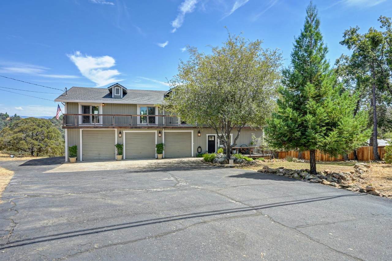 6809 Crystal Boulevard - Photo 1