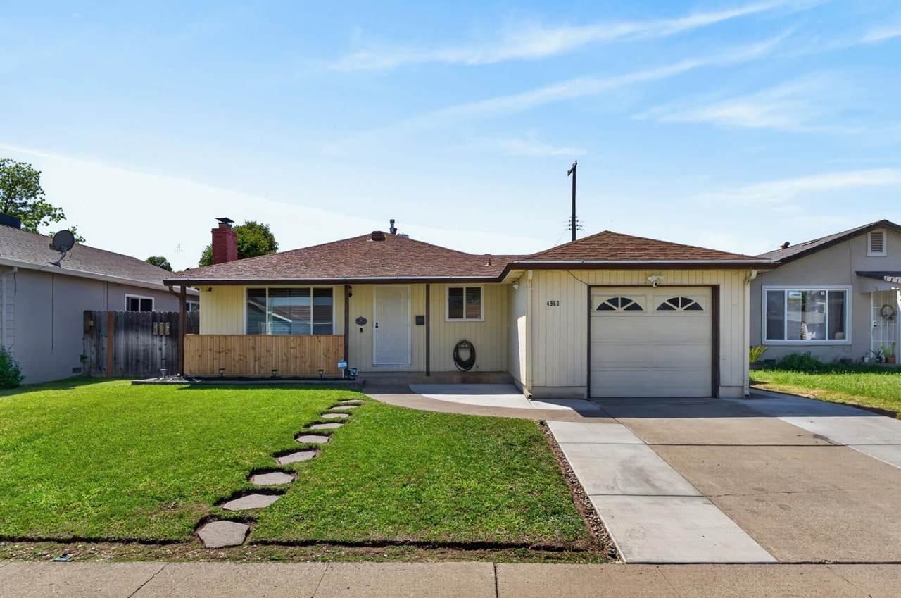 4960 Bradford Drive - Photo 1
