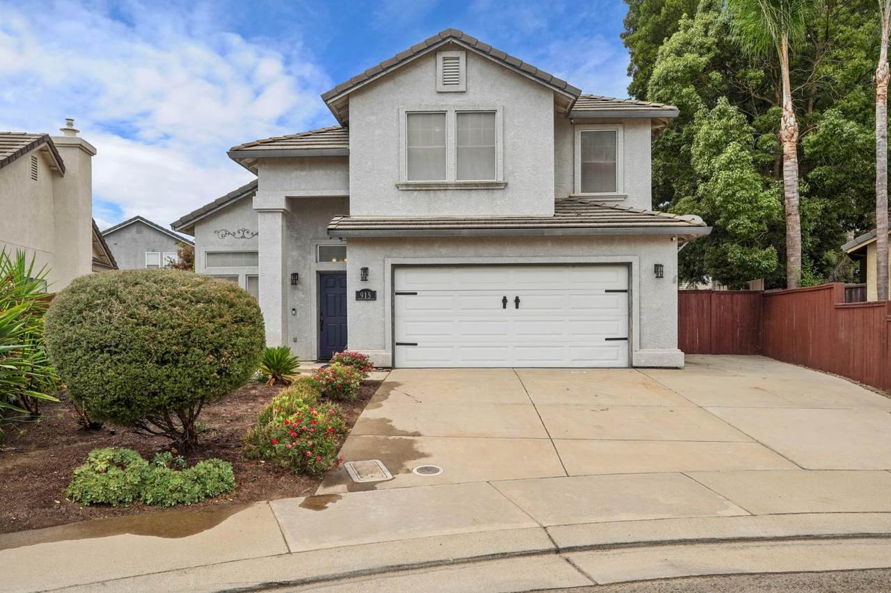 915 Eucalyptus Court - Photo 1