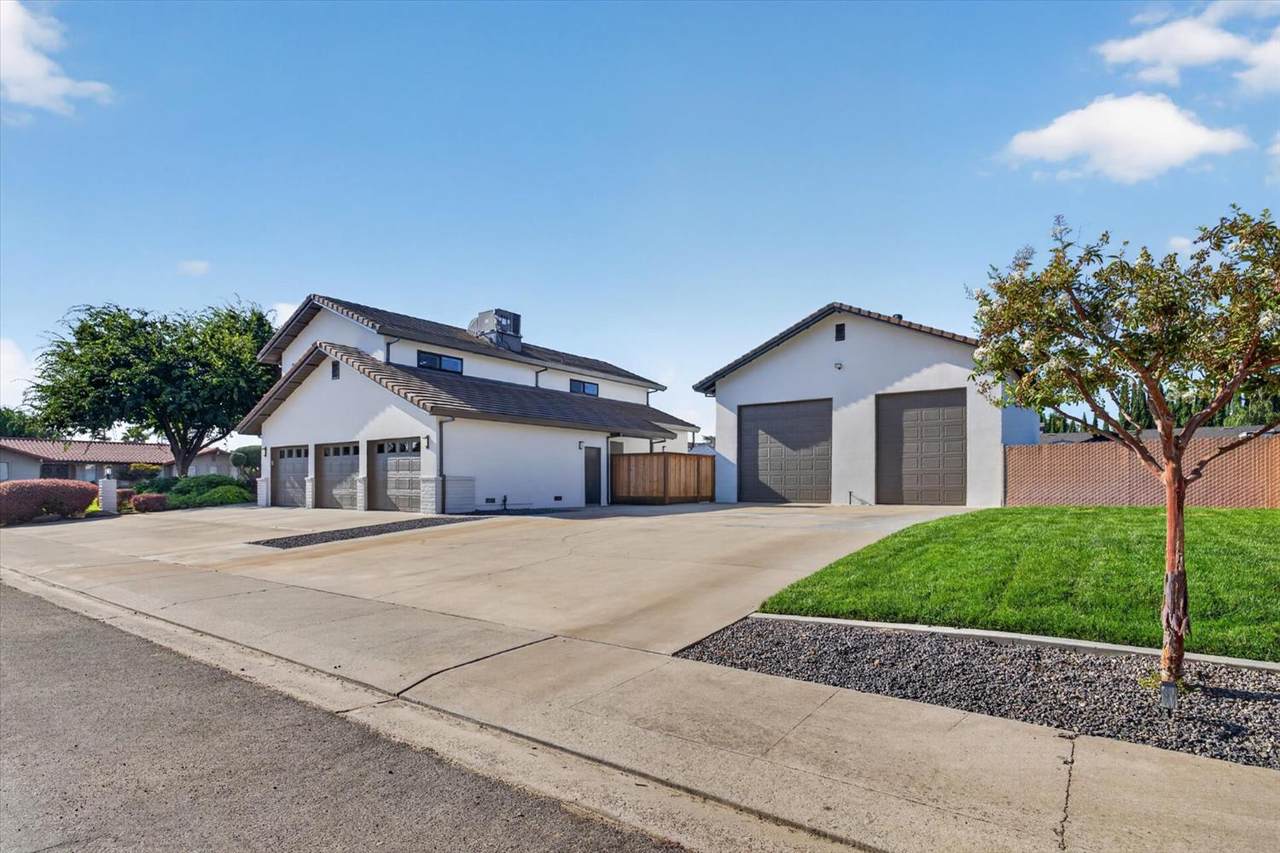 https://bt-photos.global.ssl.fastly.net/sacramento/1280_boomver_1_561214850-2.jpg