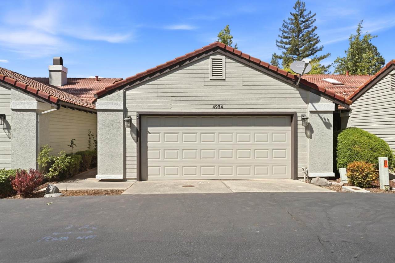 4934 El Ranchero Court - Photo 1