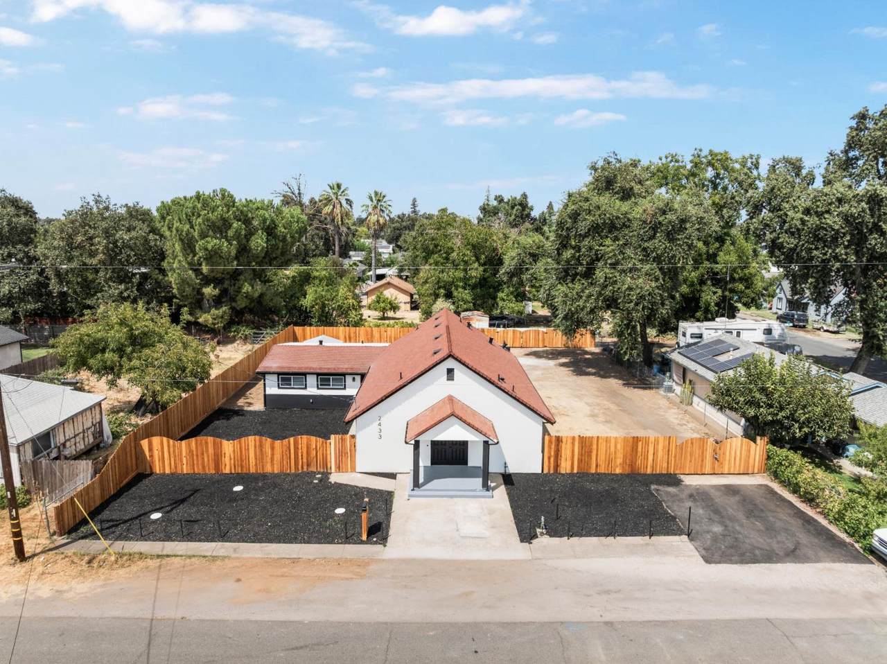 2433 Date Street - Photo 1