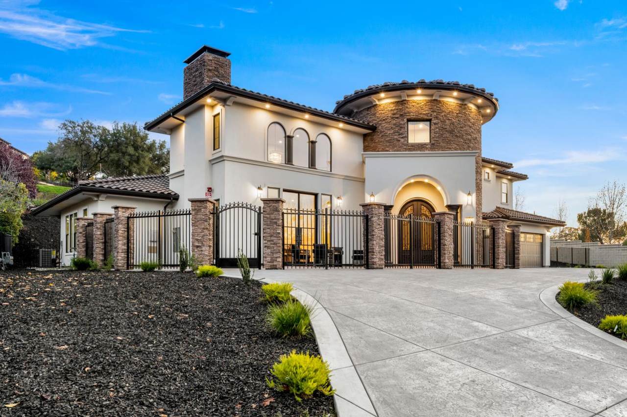 https://bt-photos.global.ssl.fastly.net/sacramento/1280_boomver_1_561215042-2.jpg