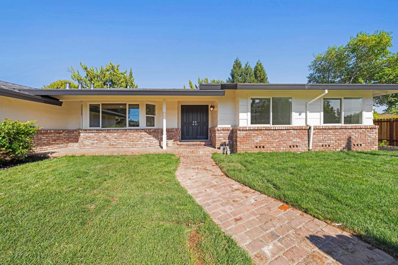 11990 Fair Oaks Boulevard - Photo 1