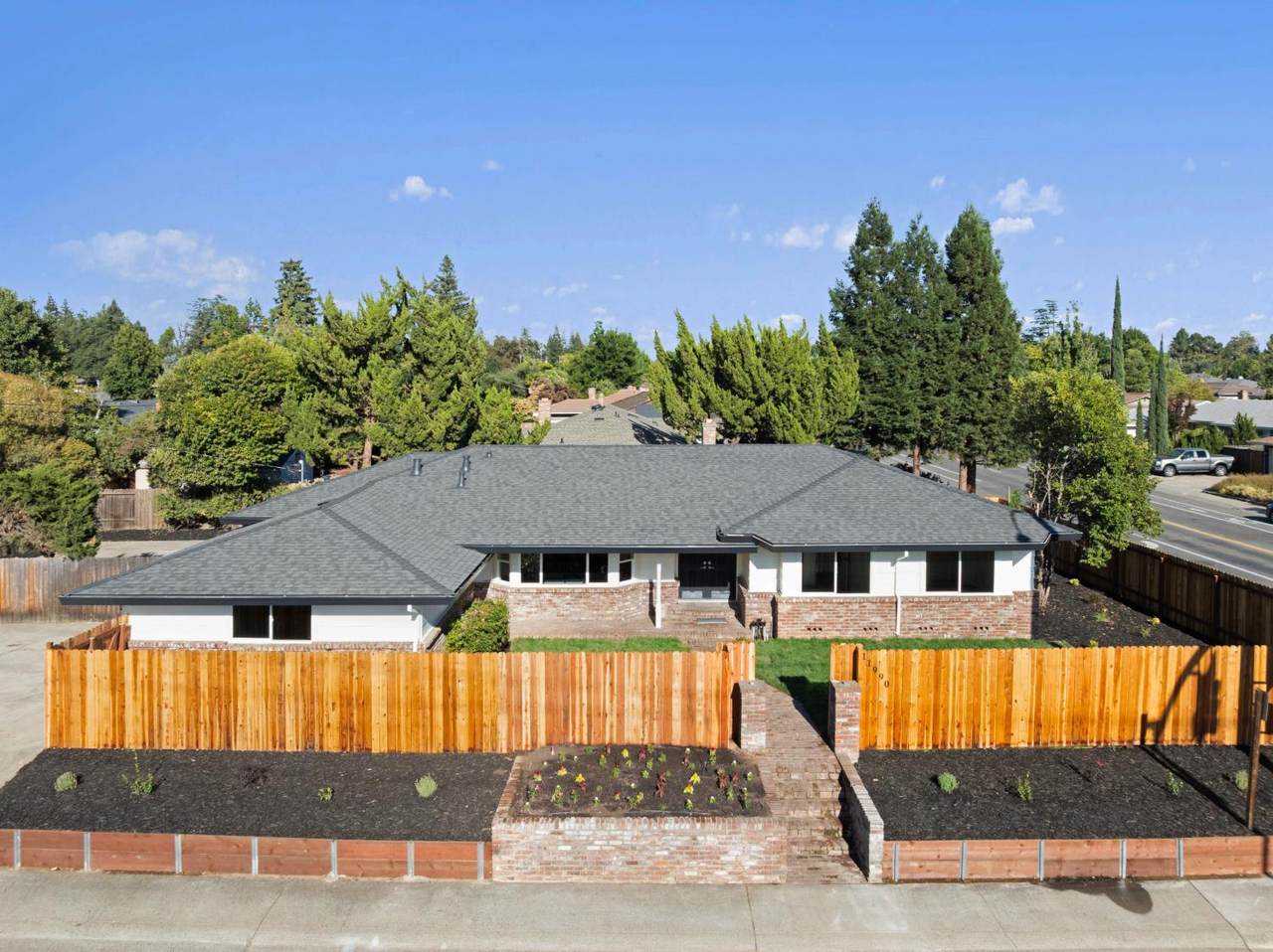 https://bt-photos.global.ssl.fastly.net/sacramento/1280_boomver_1_561215053-2.jpg
