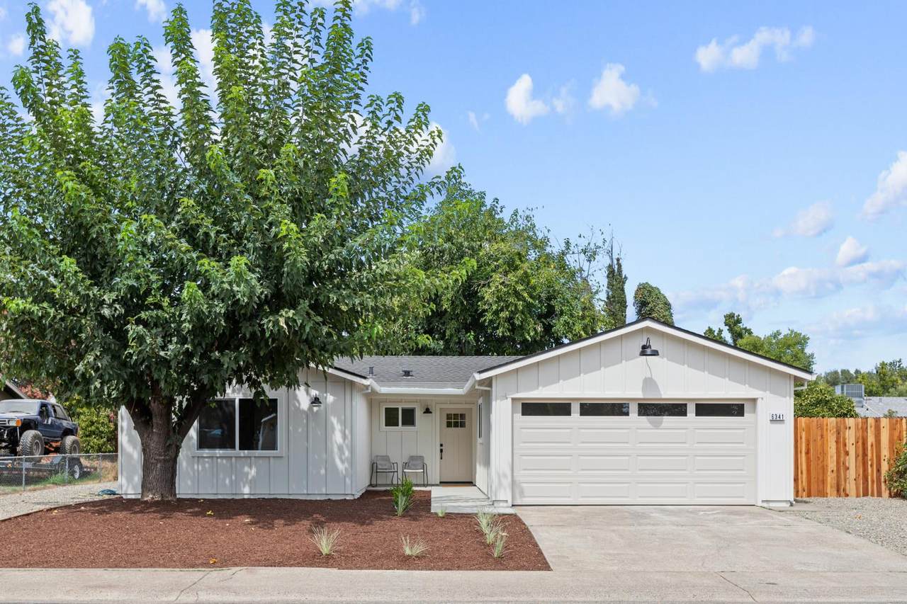 6341 David Avenue - Photo 1