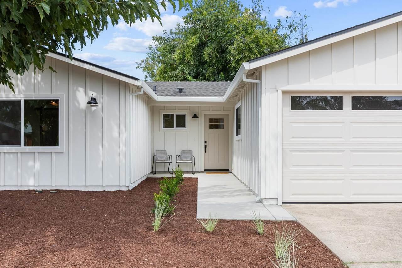 https://bt-photos.global.ssl.fastly.net/sacramento/1280_boomver_1_561215077-2.jpg