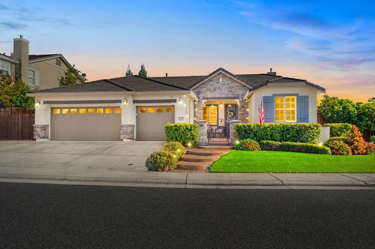 2163 Mount Errigal Lane - Photo 1