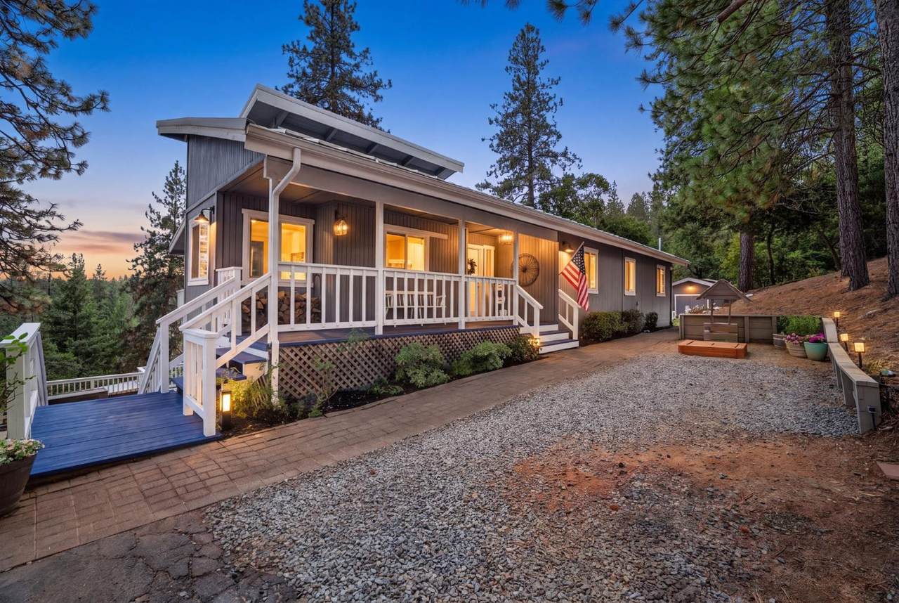 700 Sundance Place - Photo 1