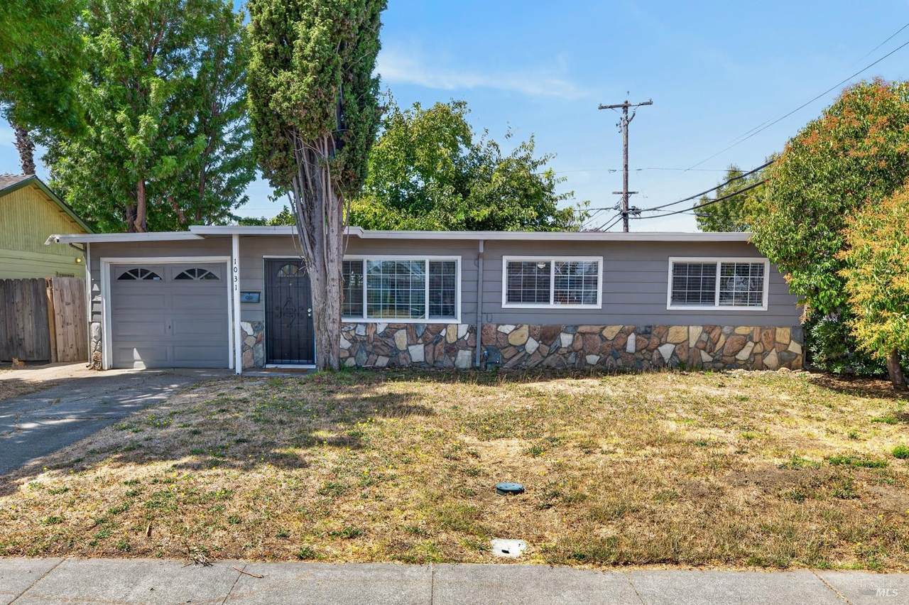 1031 Harding Street - Photo 1