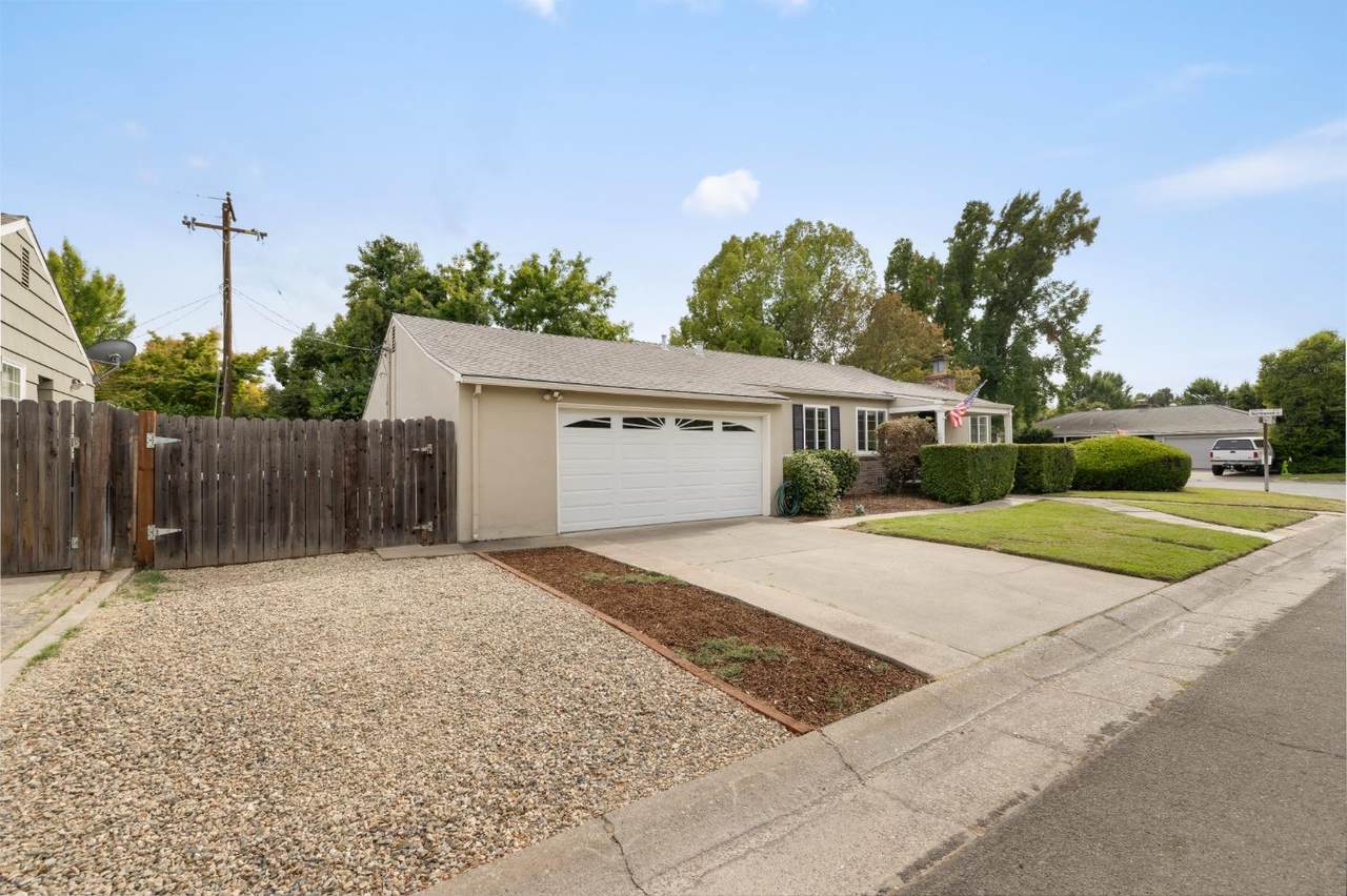 https://bt-photos.global.ssl.fastly.net/sacramento/1280_boomver_1_561215376-2.jpg