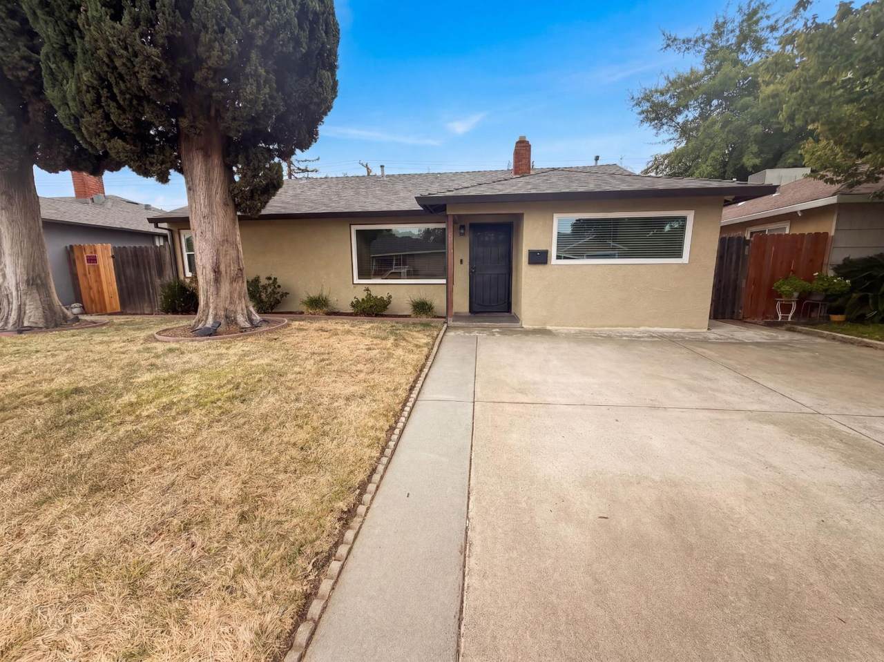 4940 Alcott Drive - Photo 1