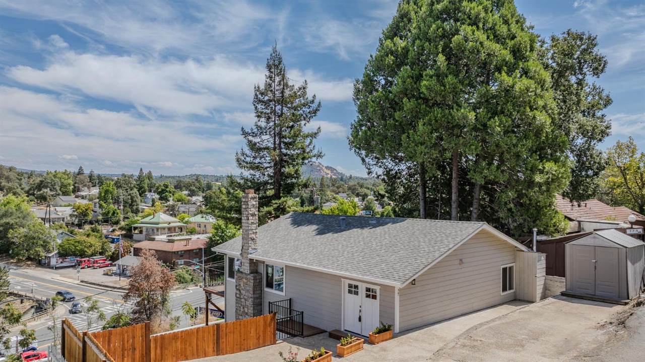 57 Anita St - Photo 1
