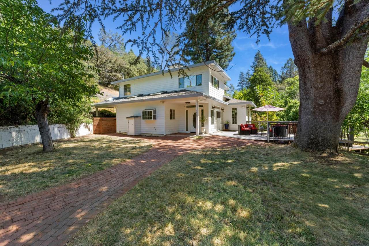 1040 Dog Bar Road - Photo 1