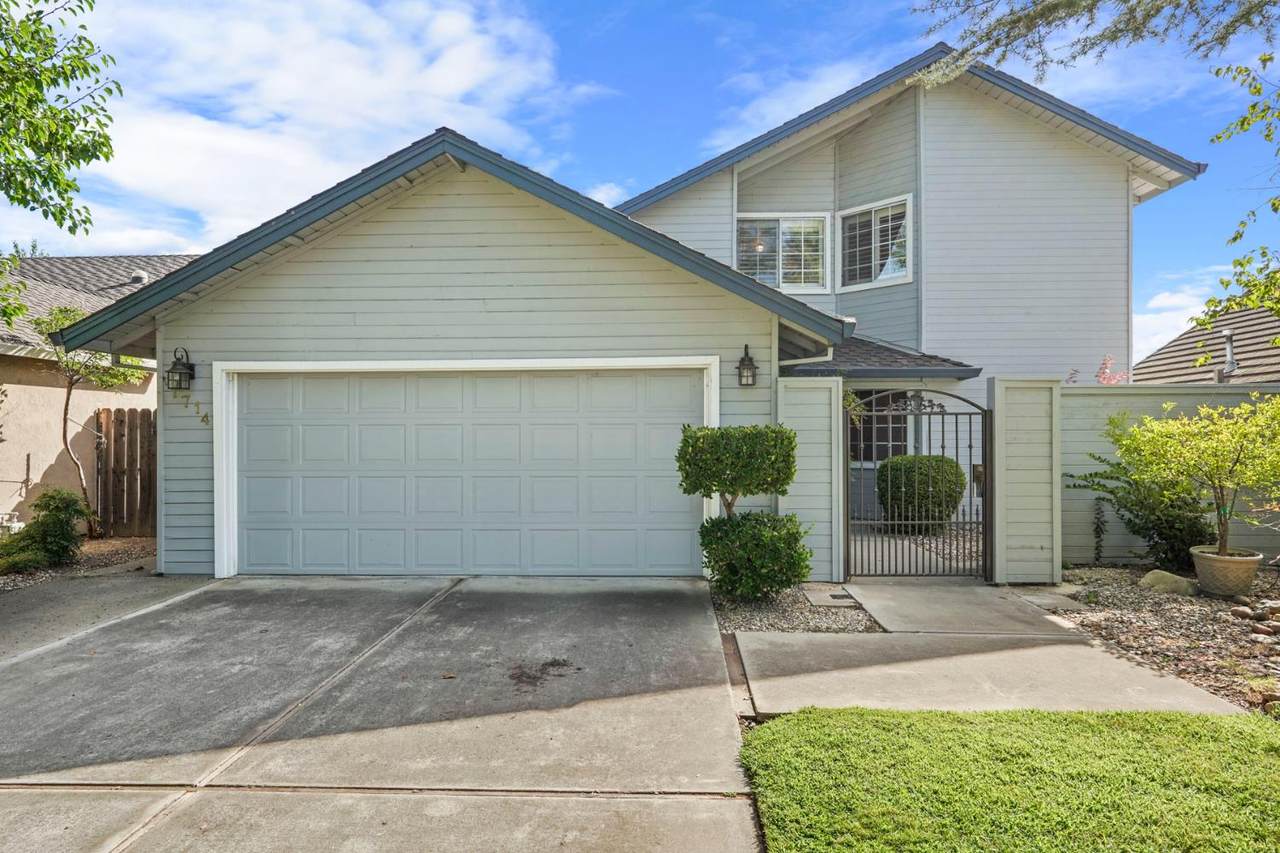1714 Mills Avenue - Photo 1