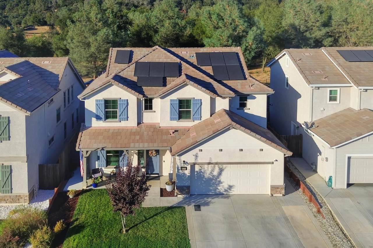 536 Lupine Drive - Photo 1