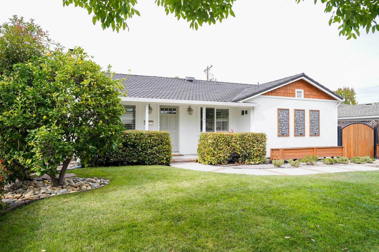 2341 Sunny Vista Drive - Photo 1